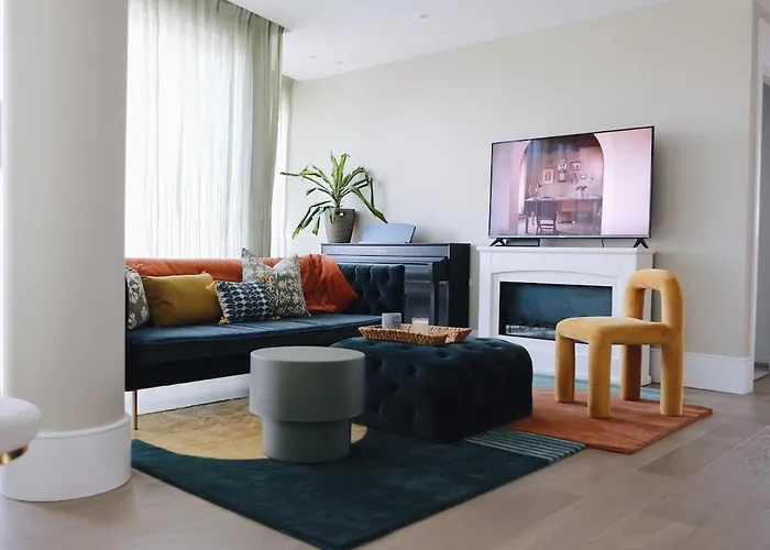 O2- Luxurious 3Bd Flat With Stunning View Balcony