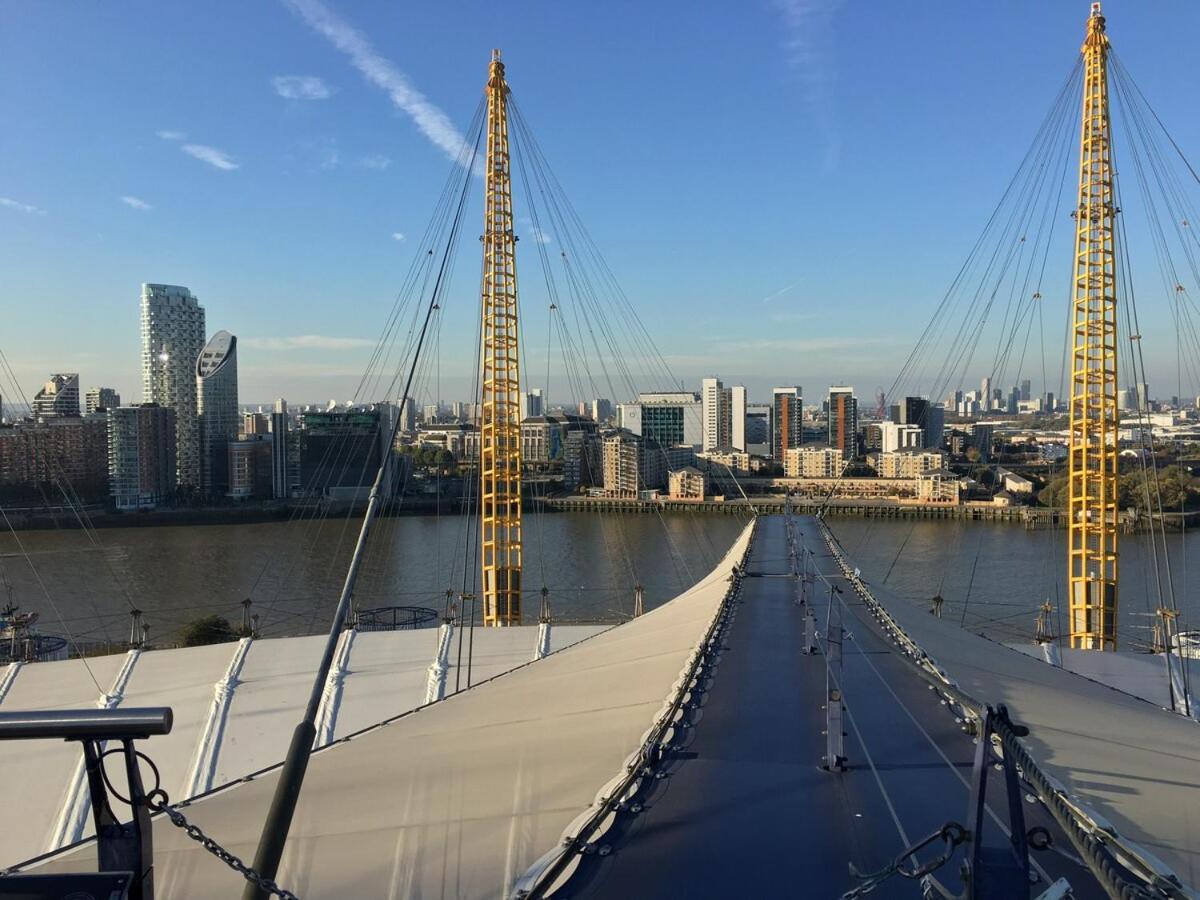 O2- Luxurious 3bd Flat With Stunning View Balcony Londra